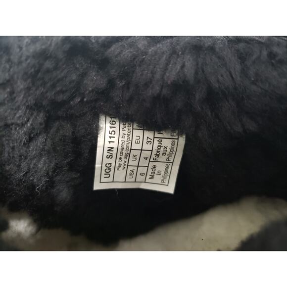 NEW WITHOUT BOX UGG W Classic Ultra Mini Mirror Ball Black Short Bootie Size 6 - Picture 6 of 8